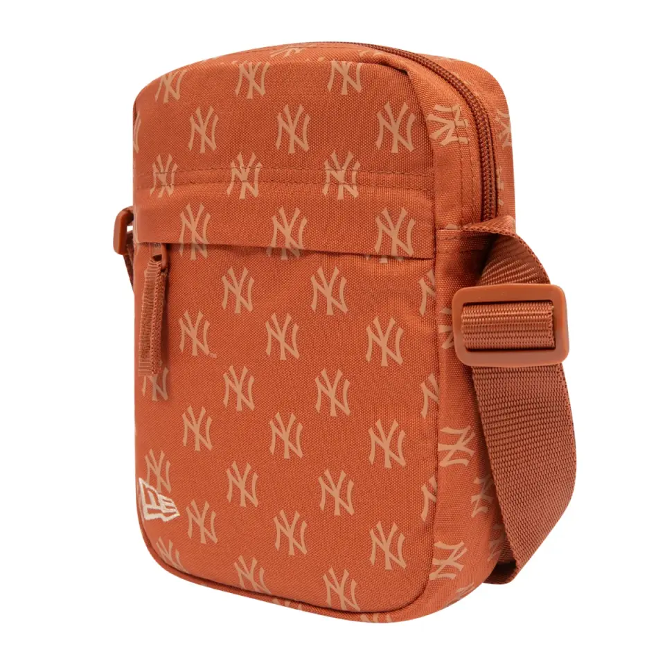 NEW ERA Monogram Turuncu Postacı Çantası 60503775